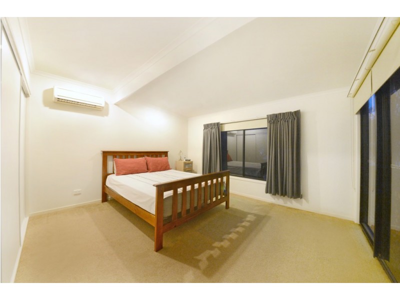 8 Curlew Court, Jubilee Pocket QLD 4802