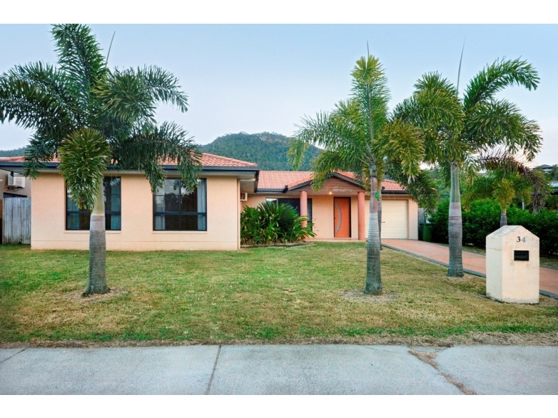 34 Banksia Court, Cannonvale QLD 4802