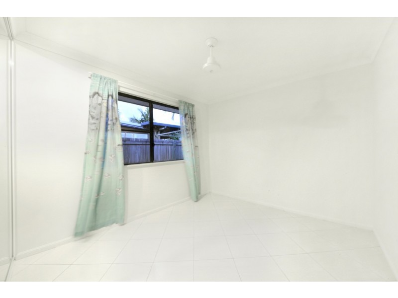 34 Banksia Court, Cannonvale QLD 4802