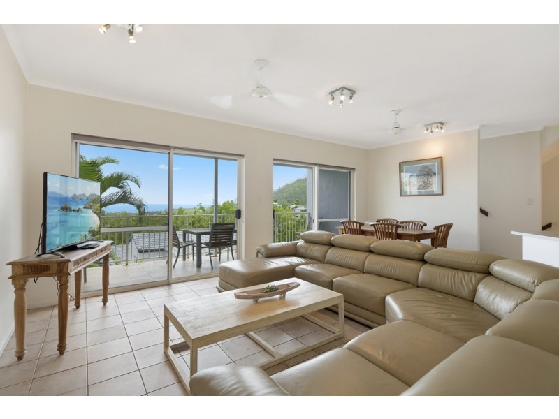 10/12 Eshelby Drive, Cannonvale QLD 4802