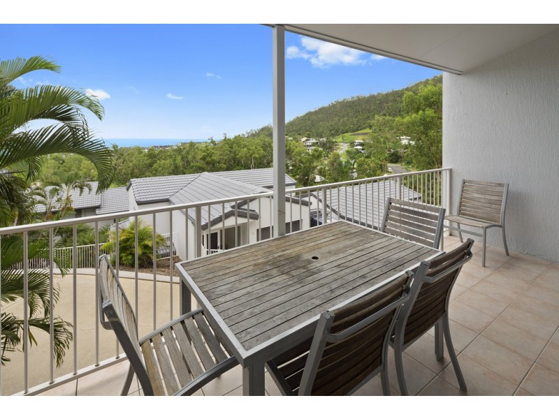 10/12 Eshelby Drive, Cannonvale QLD 4802