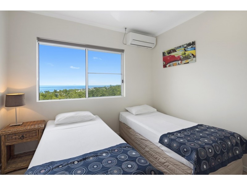 10/12 Eshelby Drive, Cannonvale QLD 4802