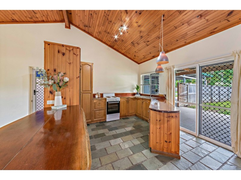 15 Catherine Crescent, Jubilee Pocket QLD 4802