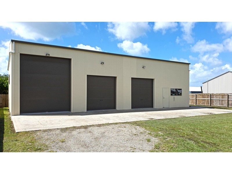 13 Henderson Street, Cannonvale QLD 4802