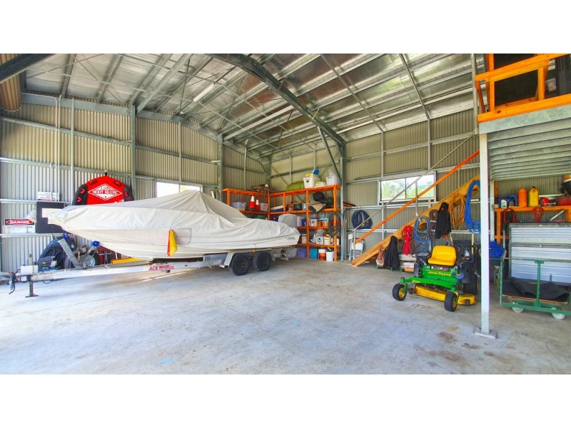 13 Henderson Street, Cannonvale QLD 4802