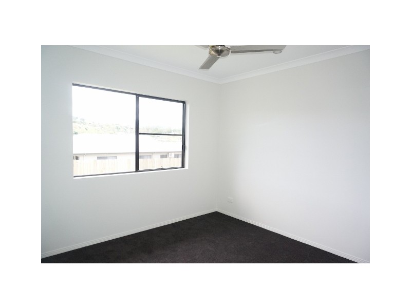 28 Twin Creek Court, Cannonvale QLD 4802