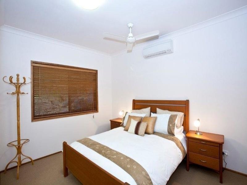 17 Country Road, Cannonvale QLD 4802