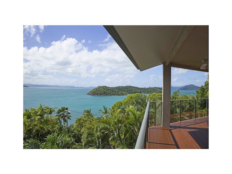7 Shutehaven Close, Shute Harbour QLD 4802