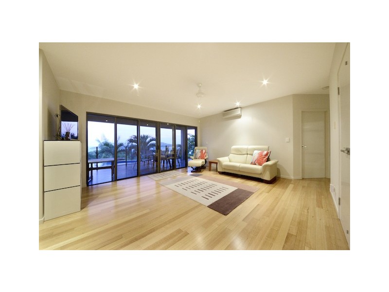 7 Shutehaven Close, Shute Harbour QLD 4802