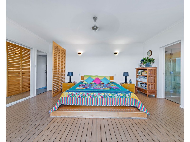 6 Neerim Crescent, Shute Harbour QLD 4802