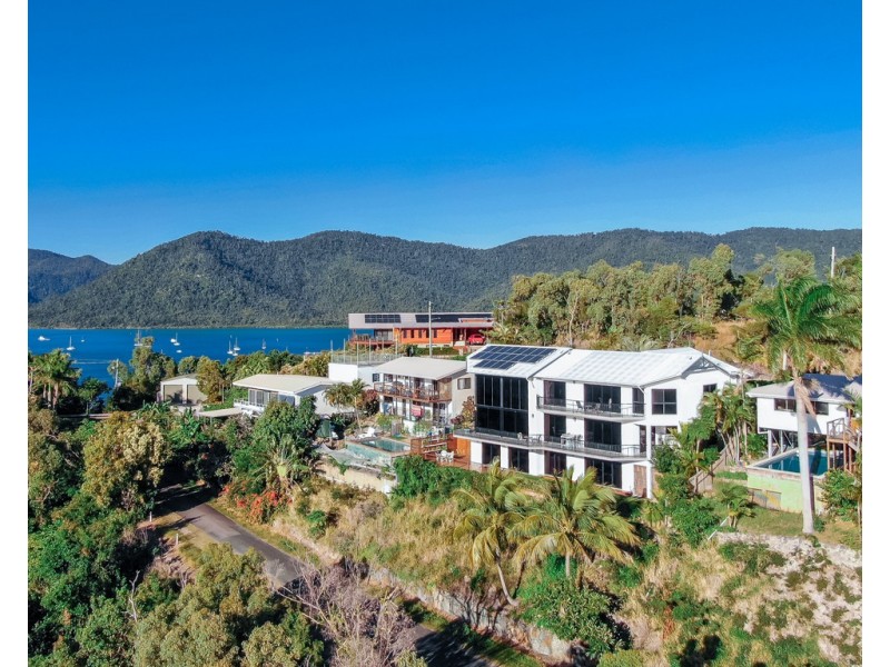 6 Neerim Crescent, Shute Harbour QLD 4802