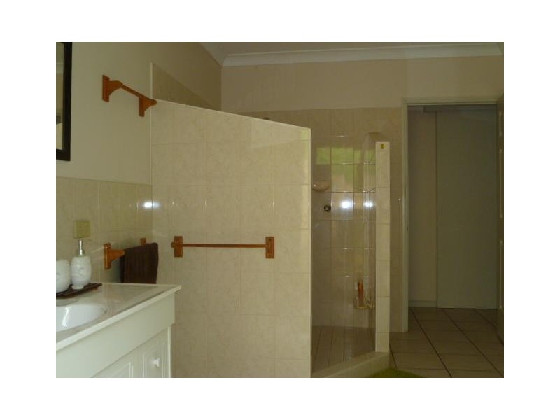 11 Pini Road, Strathdickie QLD 4800