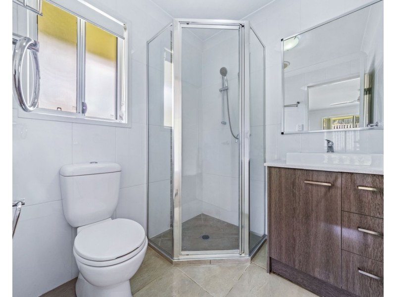 11 Spritsail Crescent, Cannonvale QLD 4802