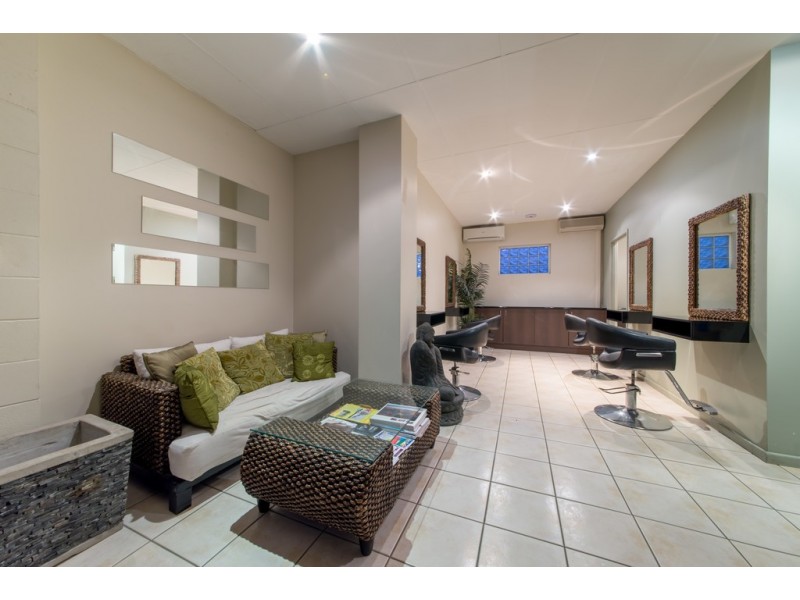 2 / 44 Coral Esplanade, Cannonvale QLD 4802