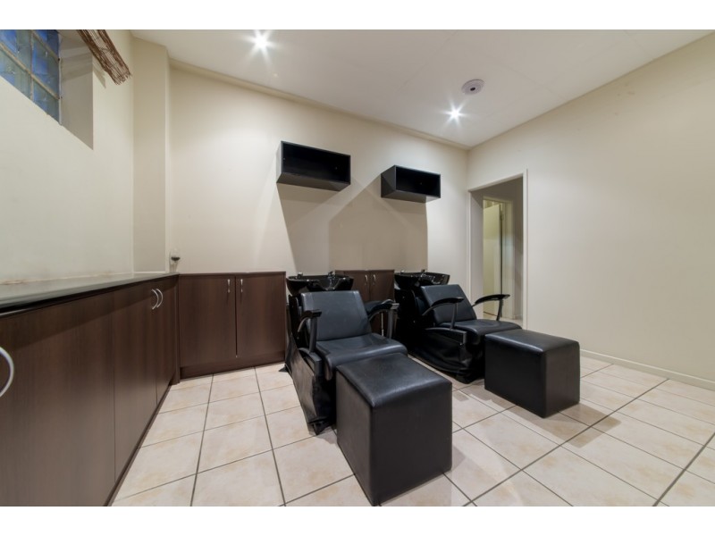 2 / 44 Coral Esplanade, Cannonvale QLD 4802