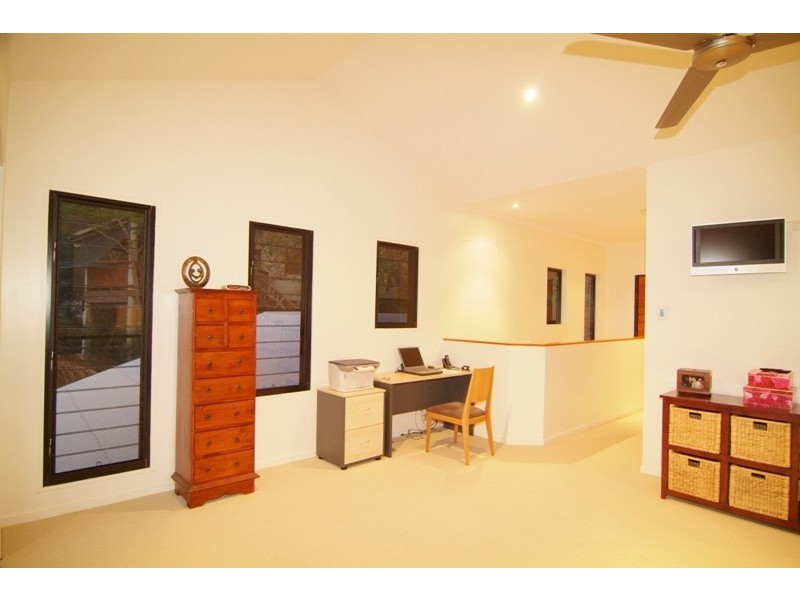38 Eshelby Drive, Cannonvale QLD 4802