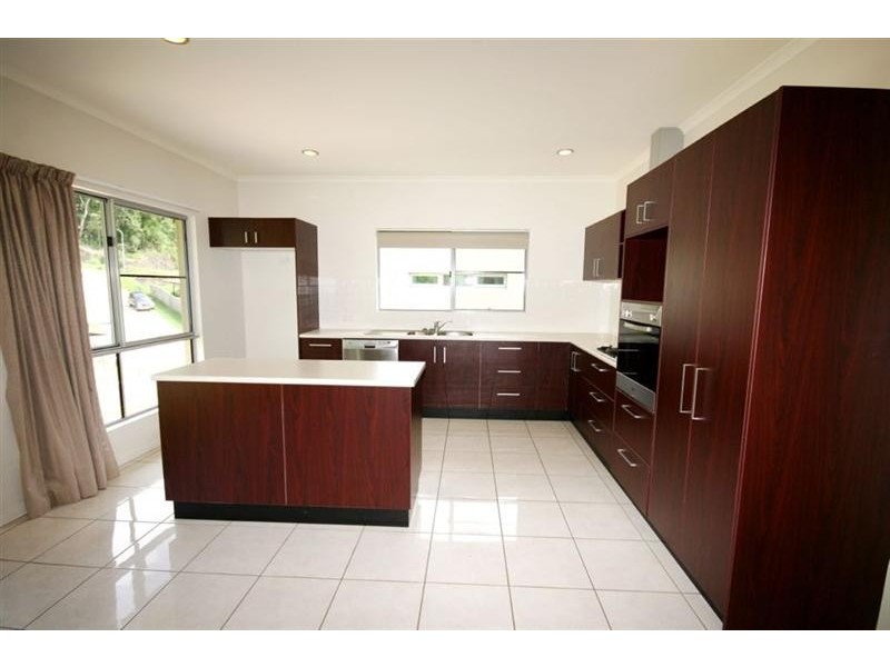 53 Eshelby Drive, Cannonvale QLD 4802