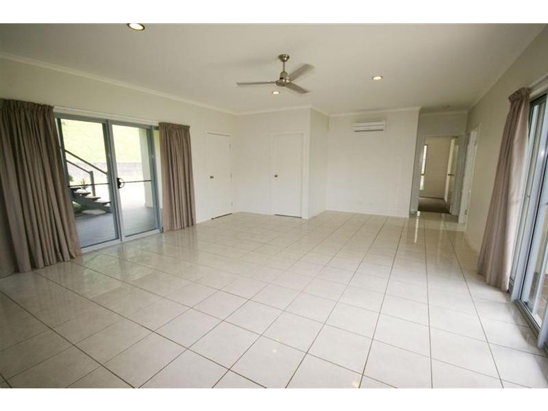 53 Eshelby Drive, Cannonvale QLD 4802