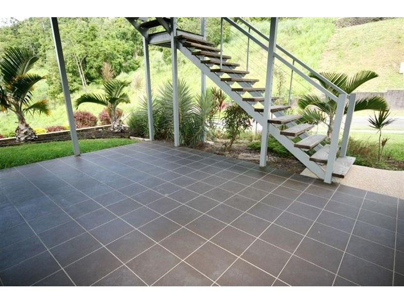 53 Eshelby Drive, Cannonvale QLD 4802