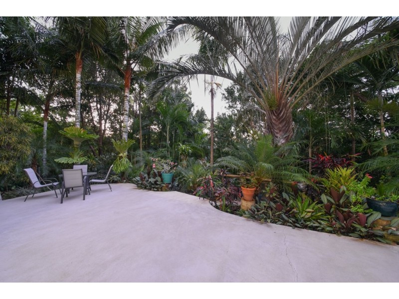 14 Country Road, Cannonvale QLD 4802