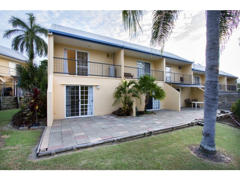 13/11 Island Drive, Cannonvale QLD 4802