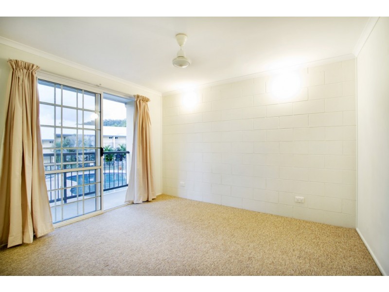 13/11 Island Drive, Cannonvale QLD 4802