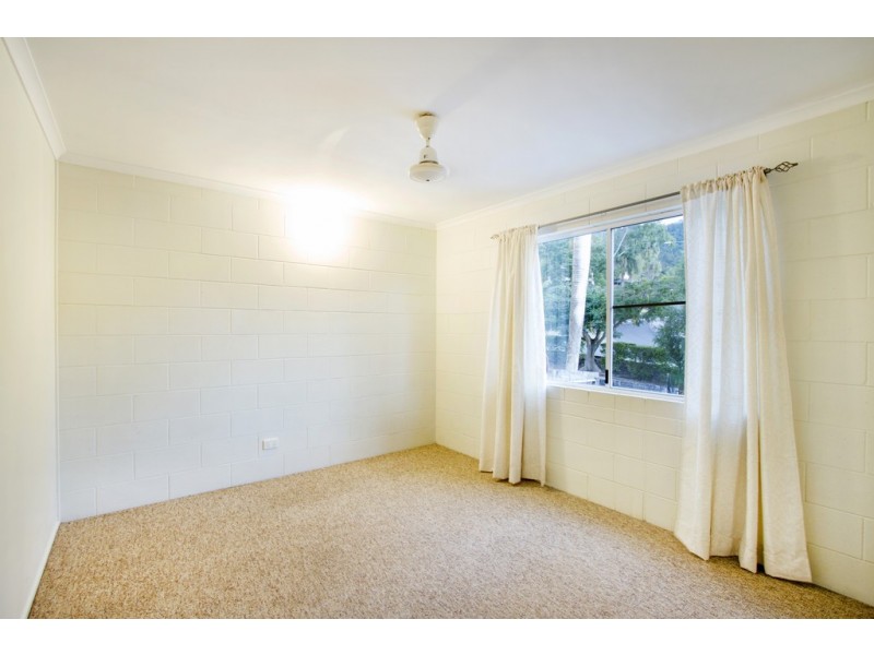 13/11 Island Drive, Cannonvale QLD 4802