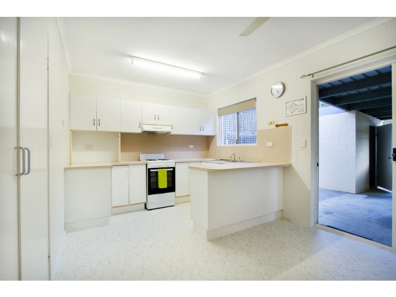 13/11 Island Drive, Cannonvale QLD 4802