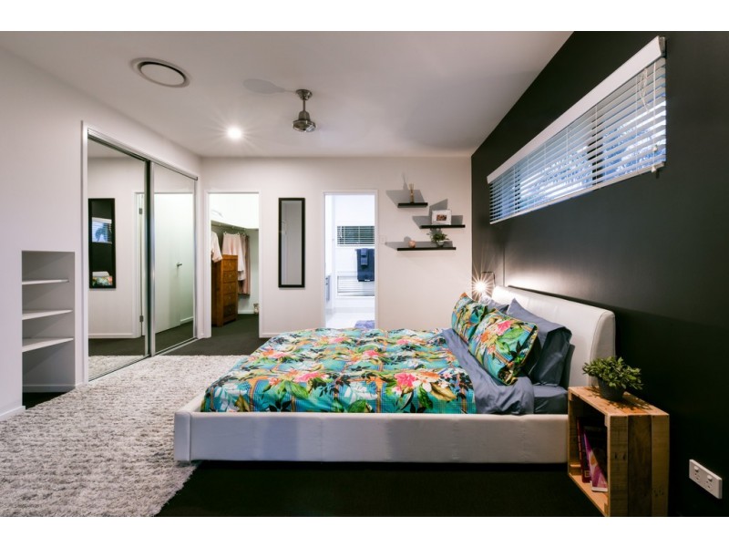 9 Jonquill Court, Cannonvale QLD 4802