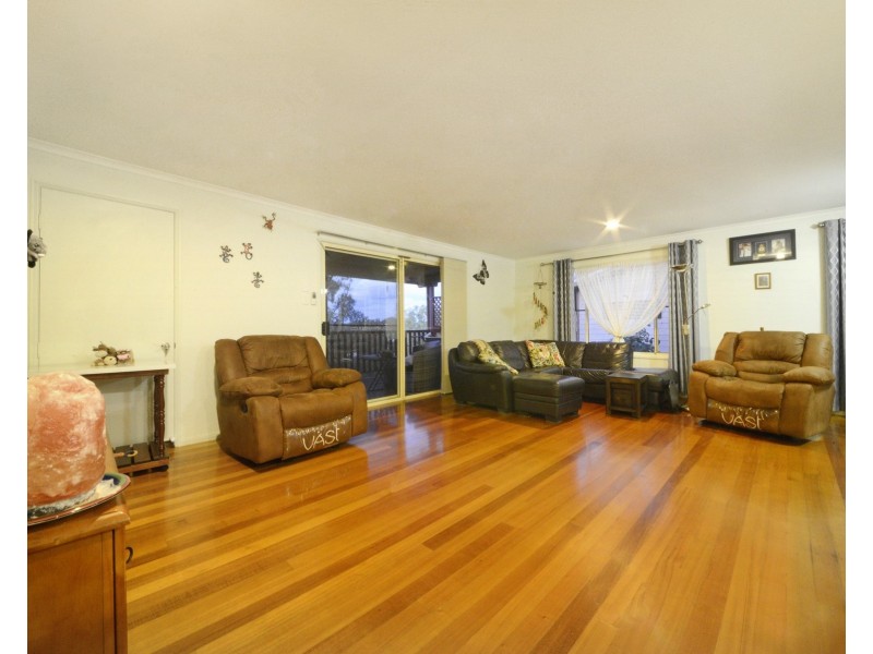 10 South Molle Boulevard, Cannonvale QLD 4802