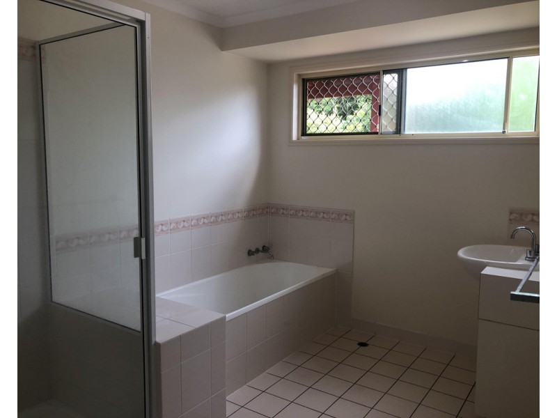 10 South Molle Boulevard, Cannonvale QLD 4802