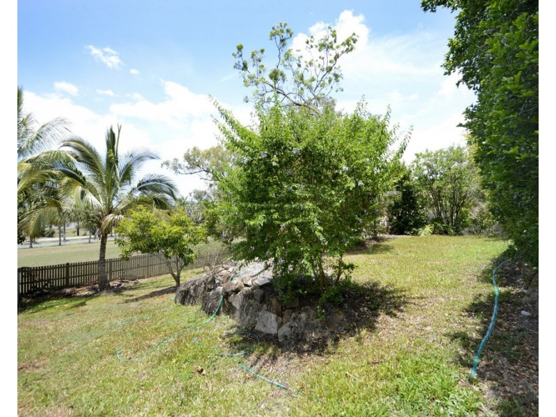 10 South Molle Boulevard, Cannonvale QLD 4802