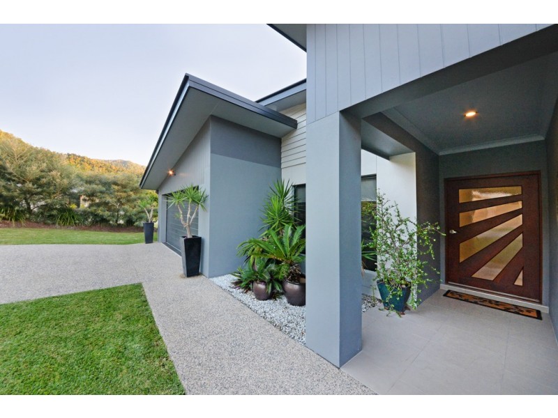 26-28 Endeavour Circuit, Cannonvale QLD 4802