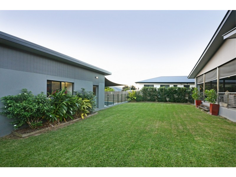 26-28 Endeavour Circuit, Cannonvale QLD 4802