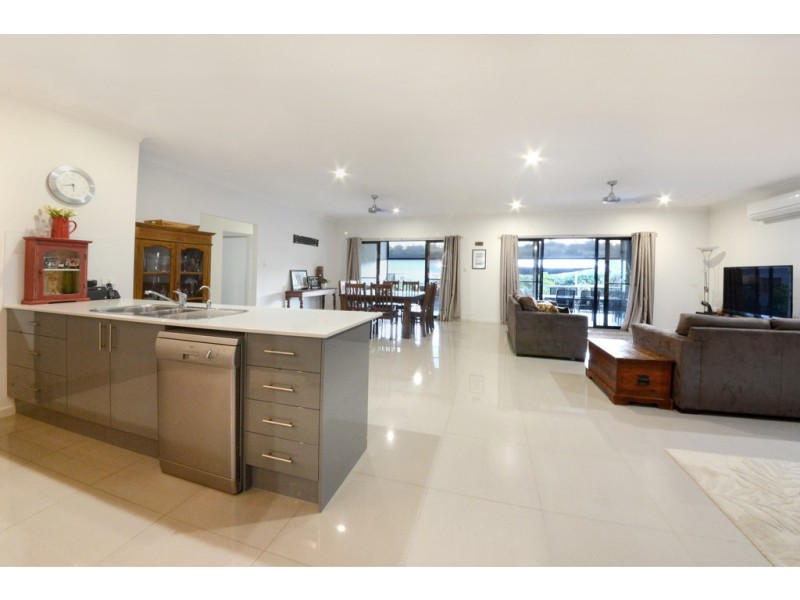 26-28 Endeavour Circuit, Cannonvale QLD 4802