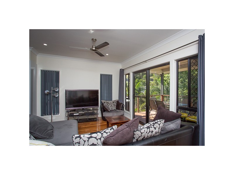 43 Eshelby Drive, Cannonvale QLD 4802