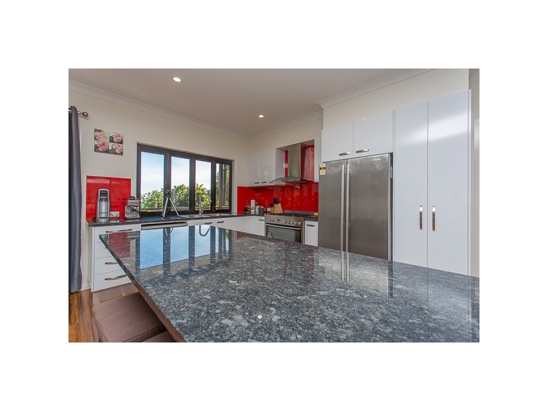 43 Eshelby Drive, Cannonvale QLD 4802