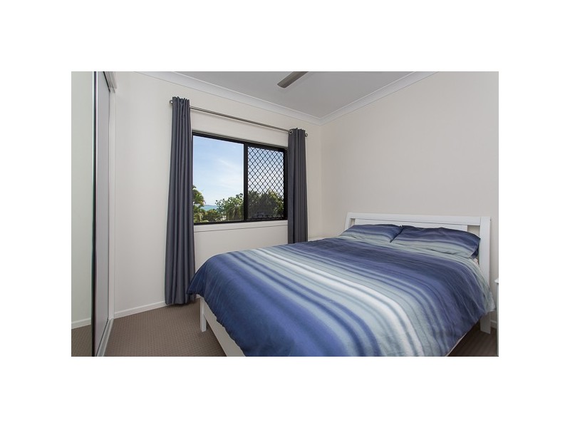 43 Eshelby Drive, Cannonvale QLD 4802