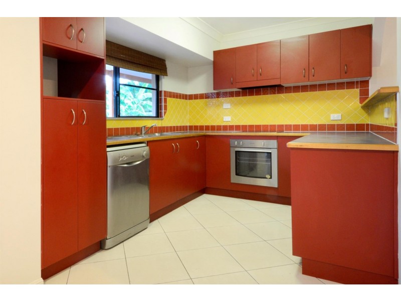 34 Banksia Court, Cannonvale QLD 4802