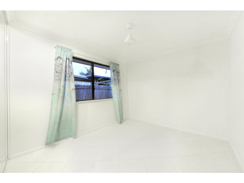 34 Banksia Court, Cannonvale QLD 4802