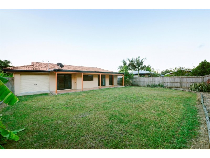 34 Banksia Court, Cannonvale QLD 4802