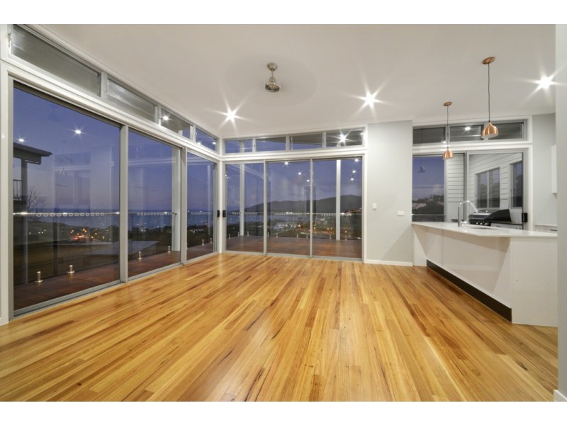 8 Laguna Court, Airlie Beach QLD 4802