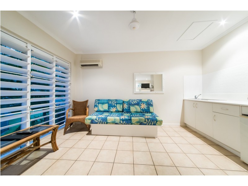 17/2 Erromango Drive, Jubilee Pocket QLD 4802