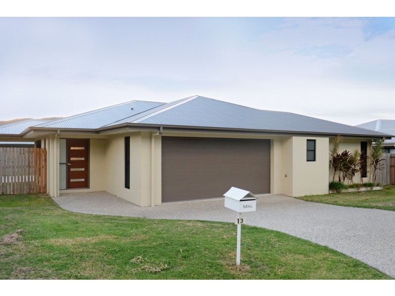 13 Companion Way, Cannonvale QLD 4802