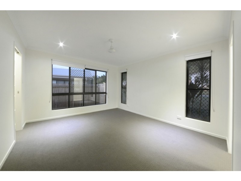 13 Companion Way, Cannonvale QLD 4802