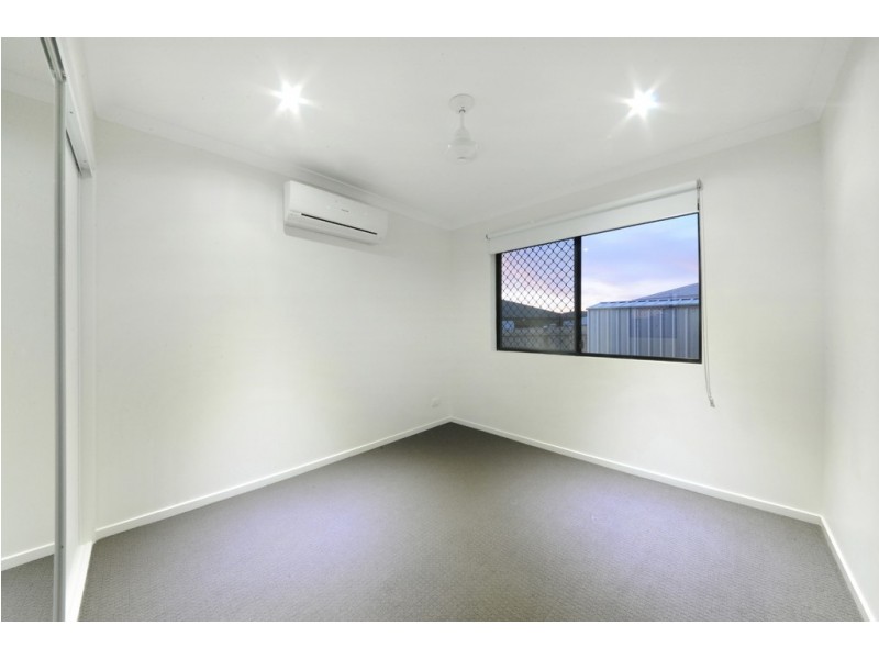 13 Companion Way, Cannonvale QLD 4802