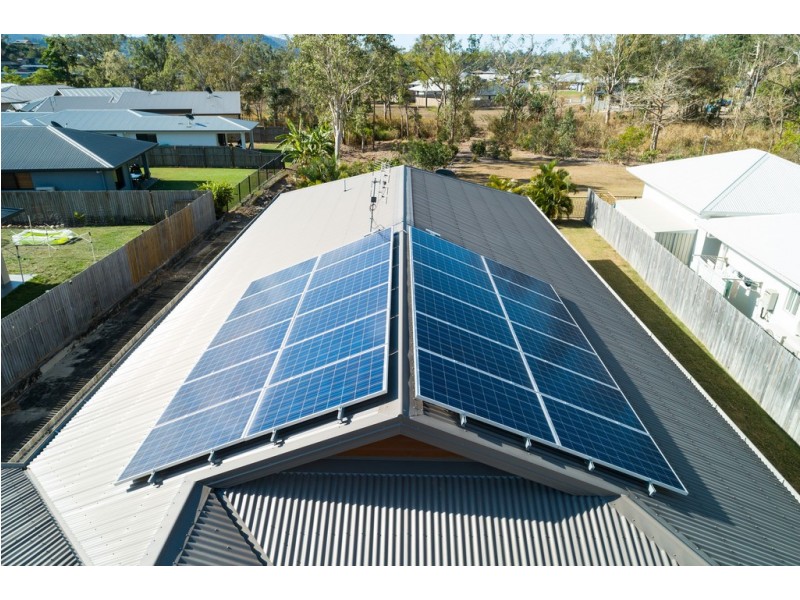 11 Twin Creek Court, Cannonvale QLD 4802