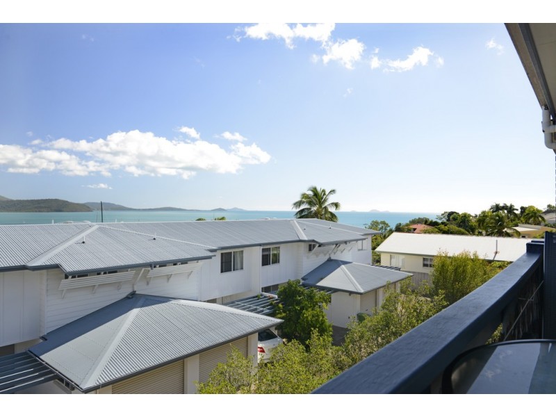 14/2 Victoria Towers, Lewis Street, Airlie Beach QLD 4802