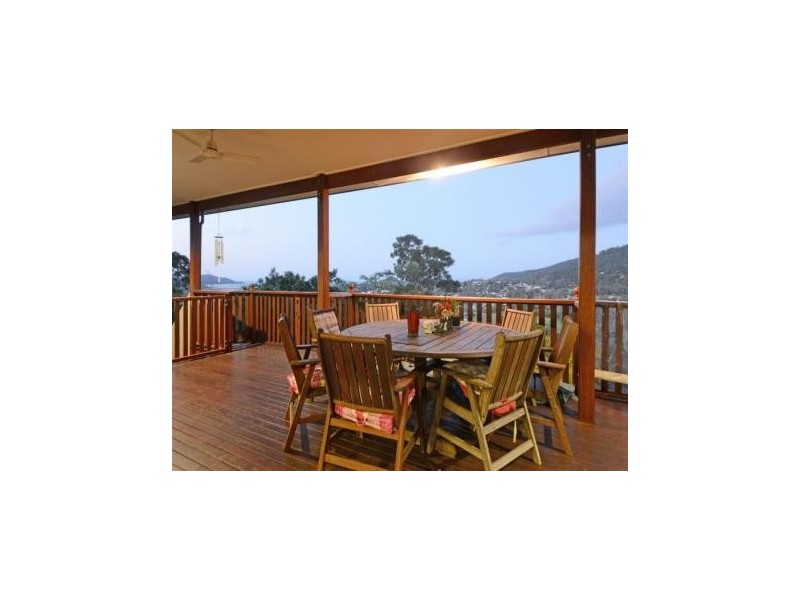 21/14 Hamilton Avenue, Cannonvale QLD 4802