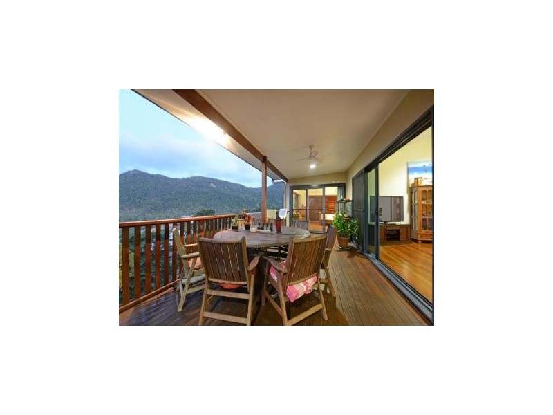 21/14 Hamilton Avenue, Cannonvale QLD 4802